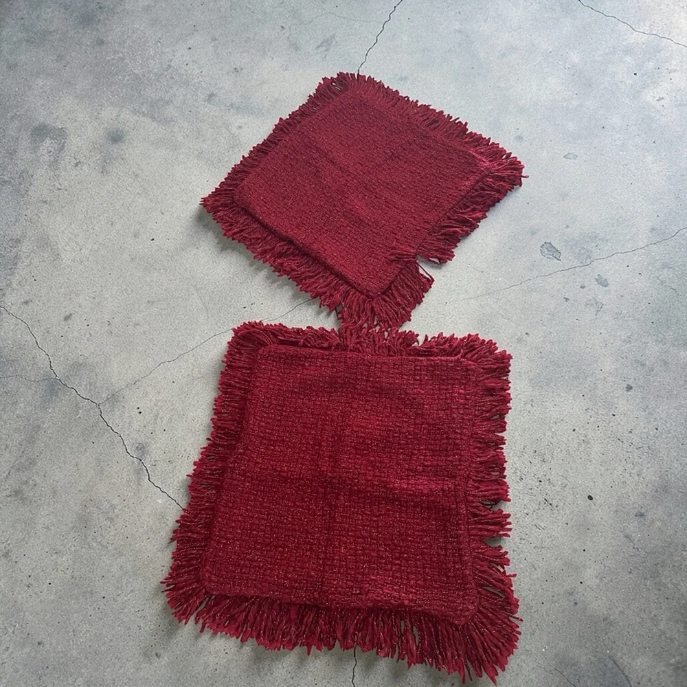 Pottery‎ Barn 24x24 Deep Red Fringe w/ Gold Metallic Threads Pillow Cover Zipper